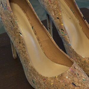 Showdazzle size 9 cork heels